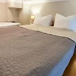 Holidayhomepl Slavia New S8 Z Antresola I Balkonem Przy Plazy Apartmán