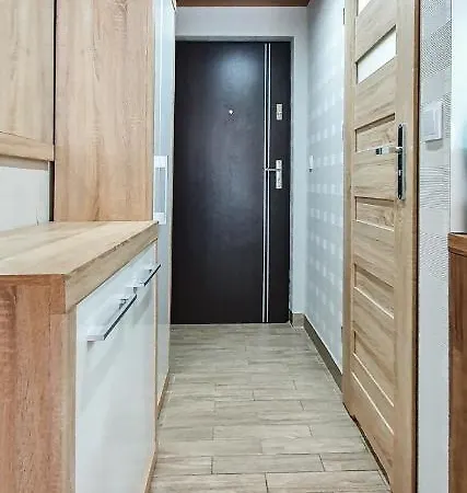 아파트 Holidayhomepl Slavia New S8 Z Antresola I Balkonem Przy Plazy 미엥지즈드로예