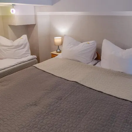 Holidayhomepl Slavia New S8 Z Antresola I Balkonem Przy Plazy 아파트 *